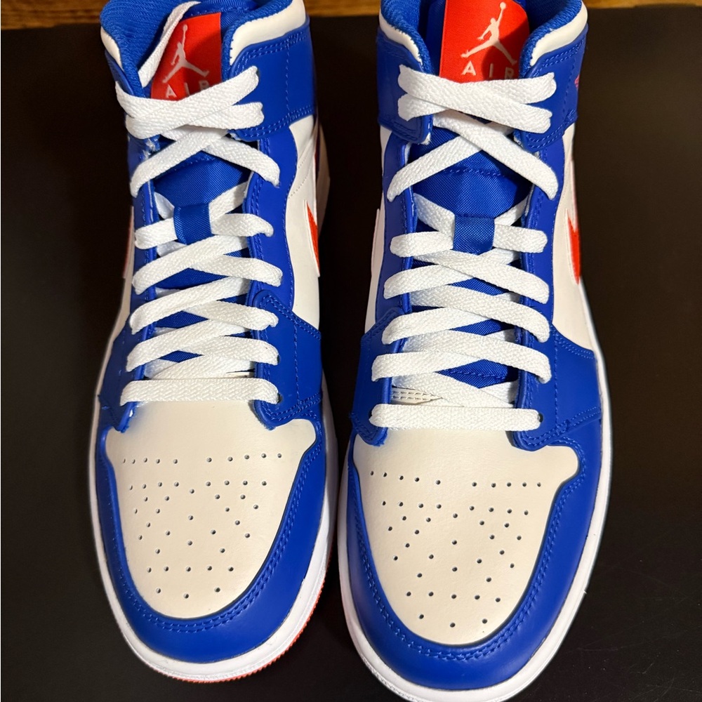 Nike Air Jordan 1 Mid - Blue, White & Orange